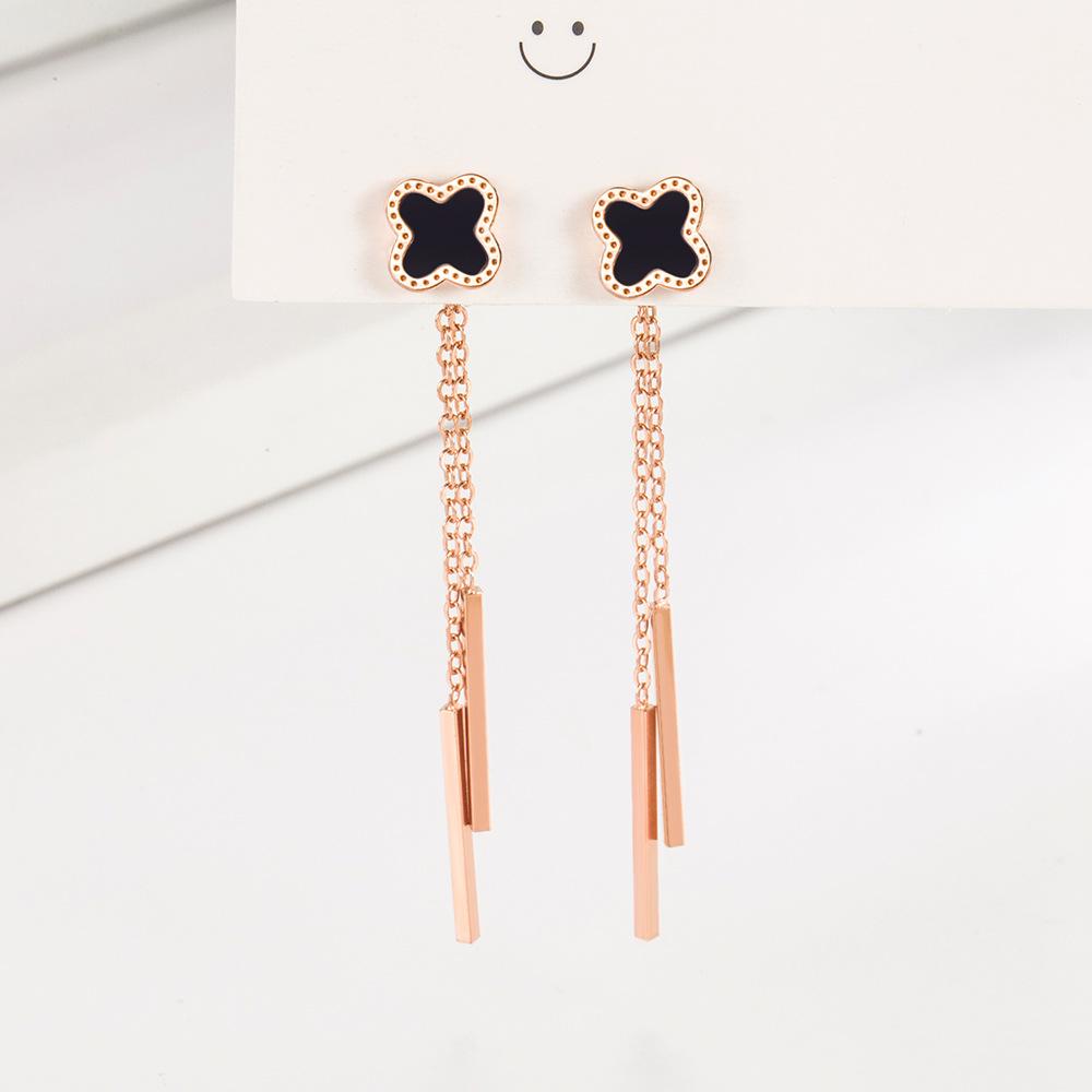 Модные серьги-клевер с четырьмя лепестками и капающим маслом для женщин, носящих листья, трендовые романтичные и универсальные серьги AVE