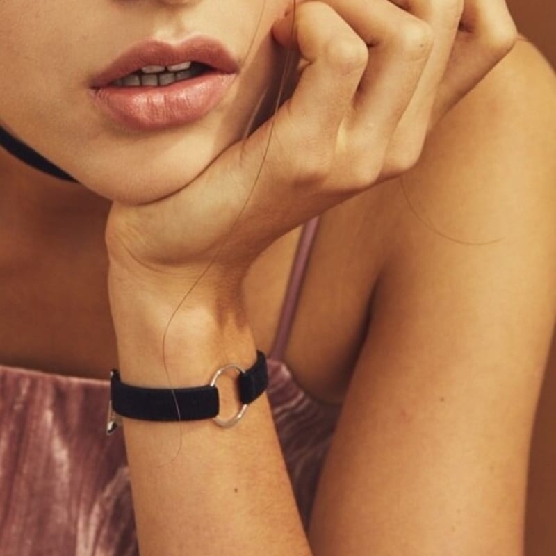 LOVE ME MONSTER bold ring velvet bracelet