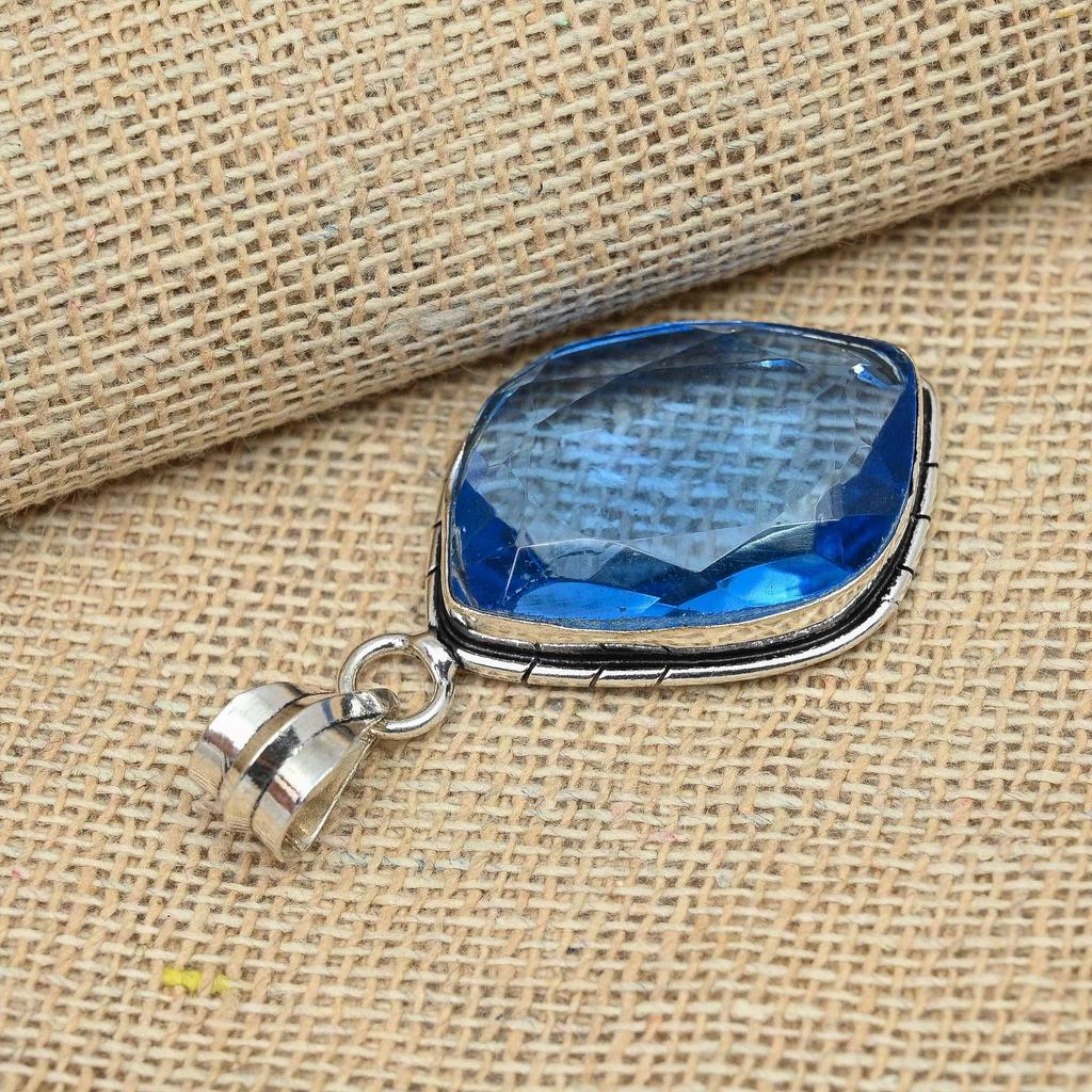 Танзанит Драгоценный камень Твердый стерлинговый серебристый стерлинговый серебристый 925 Подвеска ручной работы Юбилейный подарок