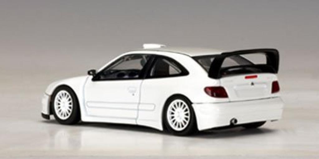 AUTOart 60439 CITROEN XSARA WRC 2004 White 1/43