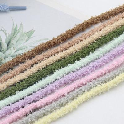 Kurokin Стильные круглые плюшевые шнурки для мужчин и женщин - Модный и милый дизайн для повседневной и скейт-обуви