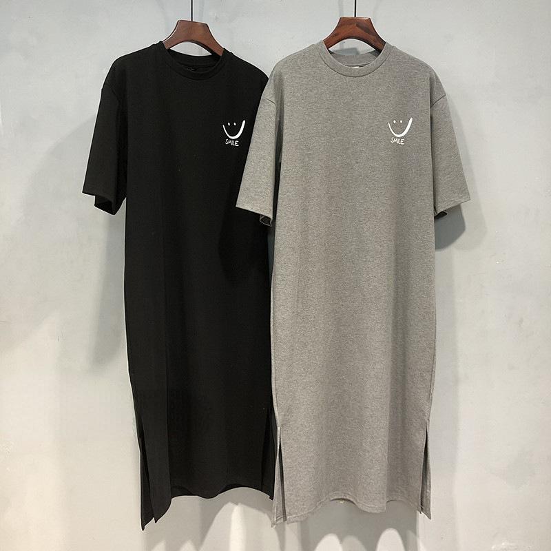 Летнее женское платье большого размера с коротким рукавом, свободное платье-футболка средней длины с разрезом