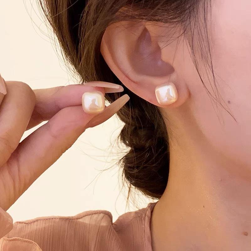 Модные серьги, легкие роскошные длинные серьги в стиле ретро, ​​свежие и милые серьги, элитные серьги в подарок.