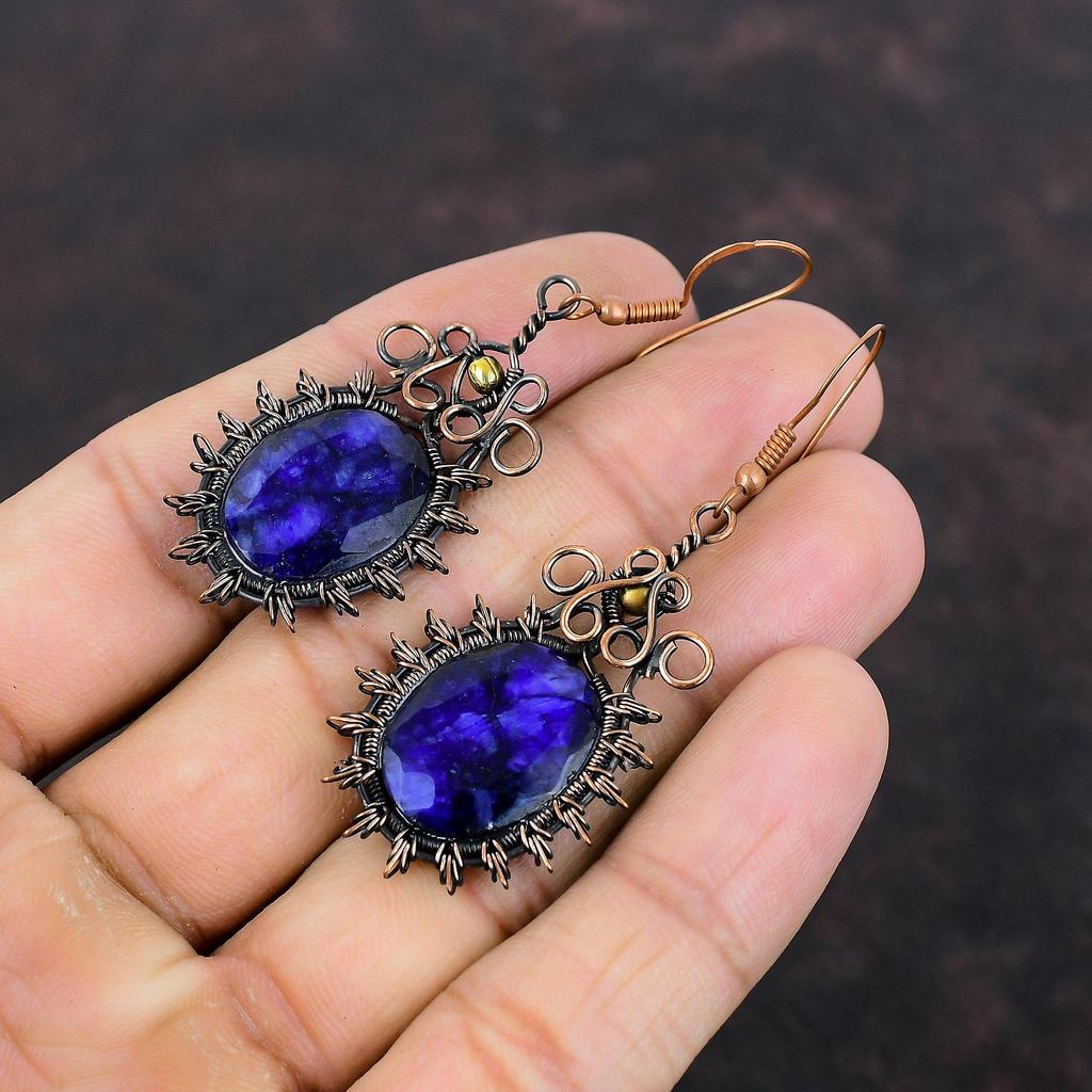 Серьги с граненым синим сапфиром, серьги из медной проволоки, серьги ручной работы, ювелирные изделия из драгоценных камней, ювелирные изделия из медной проволоки, уникальные серьги, подарок для мамы