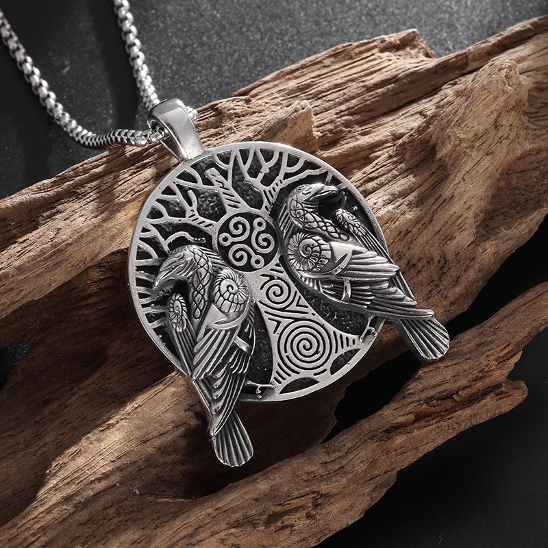 Stainless Steel Celtic Trinity Pendant Witchcraft Knot Necklace Men Women Lucky Celtic Knot Amulet Jewelry