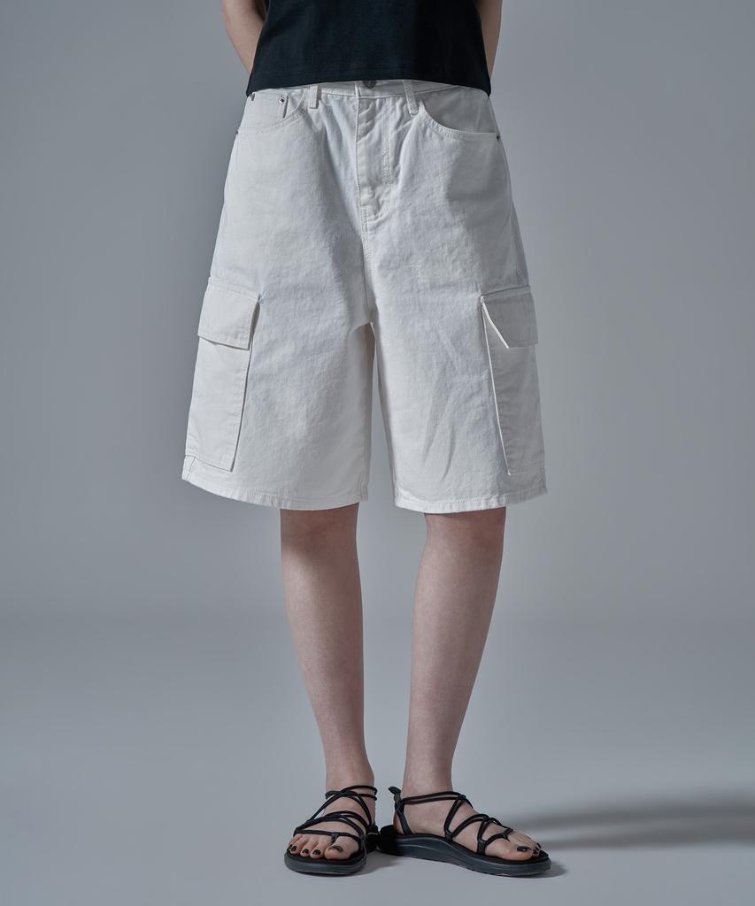 WAARFORWOMAN W1138 Cargo Shorts_White