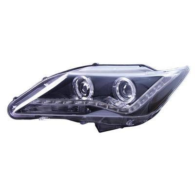 12 Сборка фары Camry: Светодиодные ДХО с динамическим указателем поворота и биксеноновым проектором.