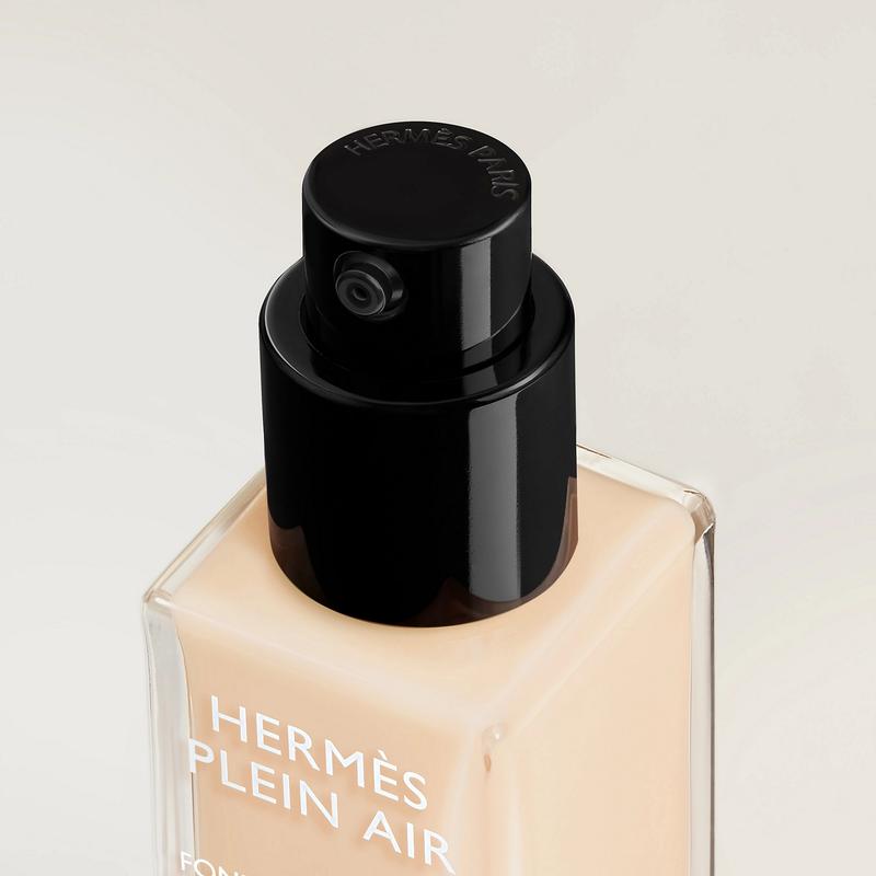 Hermes HERMESPlein Air Yingze Soft Light Liquid Foundation Lightweight Natural Matte 33942672 2026-#05C