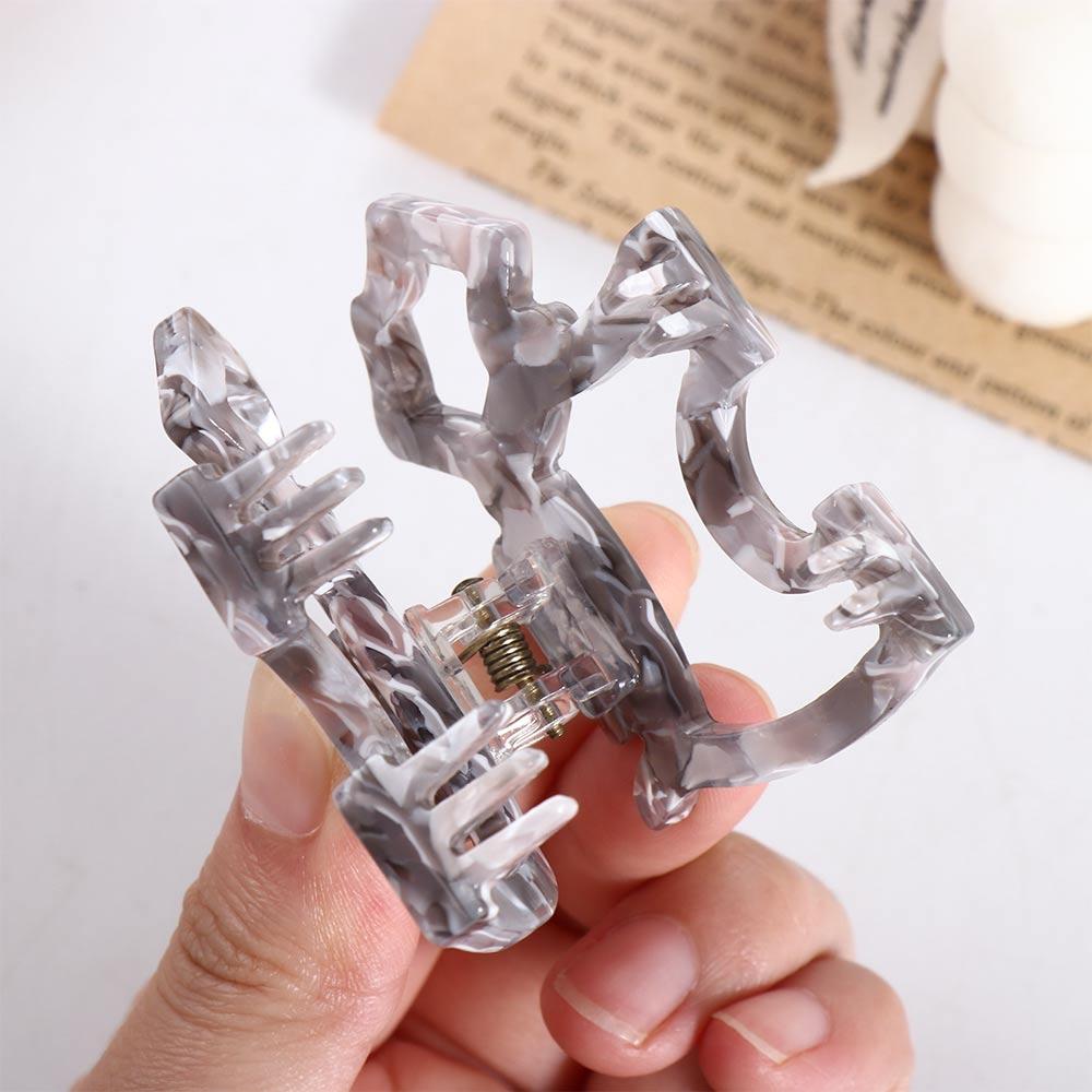 Fashion Design Women Hair Accessories Dog Hollow Hair Claw Animal Barrettes Korean Style Hair Clip