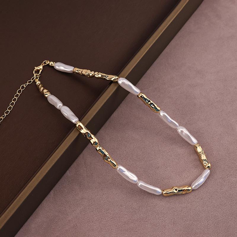 Ожерелье из зубочисток с барочным жемчугом: Нишевый французский ретро-дизайн для женщин