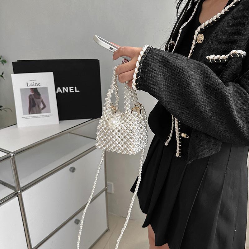 Нежная жемчужная цепочка женская сумка новая нишевая универсальная сумка-мессенджер мини плетеная бисерная сумочка
