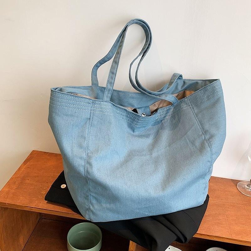 Стильная вместительная холщовая сумка-тоут для женщин, идеально подходящая для повседневного использования, глубокого синего цвета