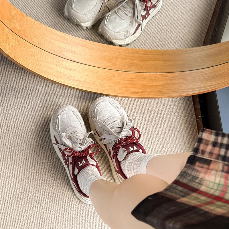 Европейская платформа станции Обувь Форреста Гампа женская 2025 осень новая дышащая увеличение роста повседневная спортивная обувь немецкая тренировочная обувь обувь для папы