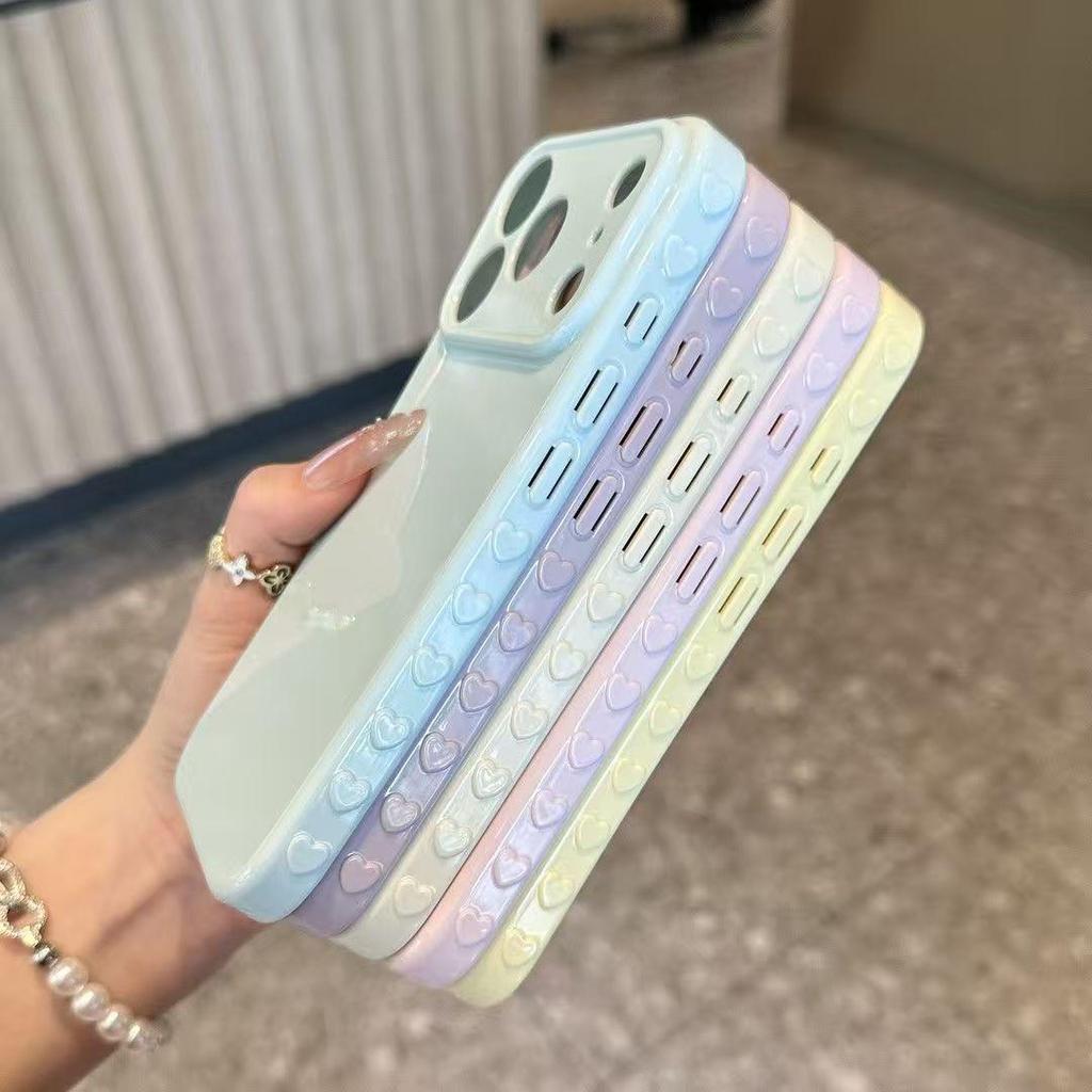 Мягкий чехол однотонный с окошком-сердечком для iPhone 14-17 Pro Max