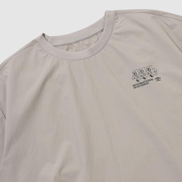 UMBRO Pop Rush Derby Dog Graphic Long Sleeve Piste Beige Ur121Cwt35