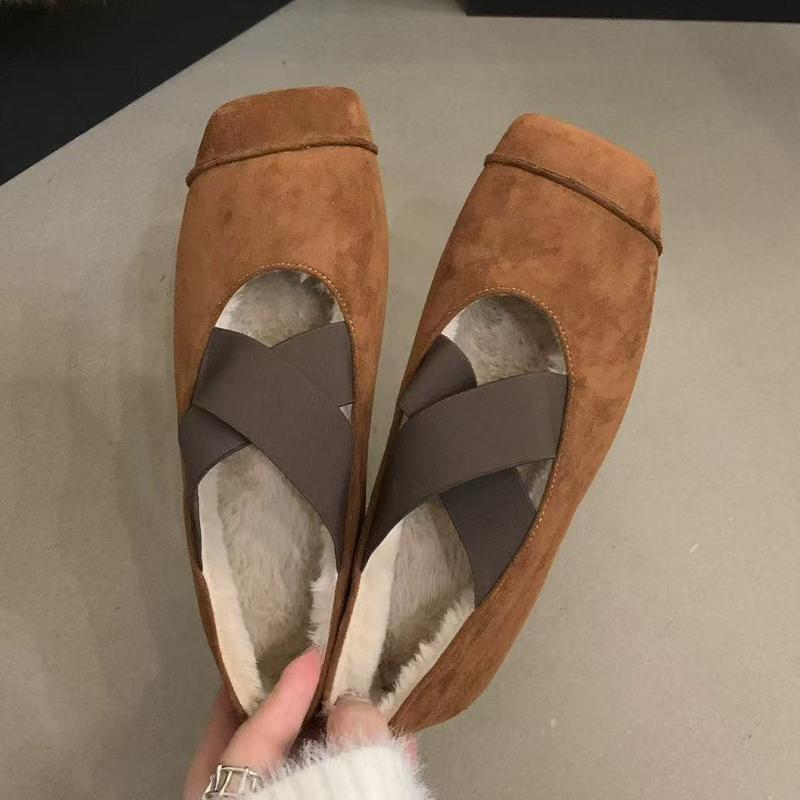 Замшевые туфли для танцев с квадратным носком, короткие плюшевые туфли на плоской подошве, повседневные хлопковые туфли 2025 года, трендовые мягкие зимние туфли для женщин Zapatillas