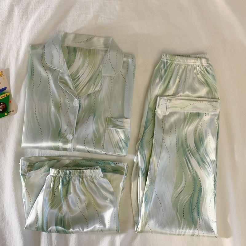 High-End Light Luxury High-End Sense Of Gradual Change Green Short-Sleeved Pajamas Three-Piece Set Can Be Worn Suit