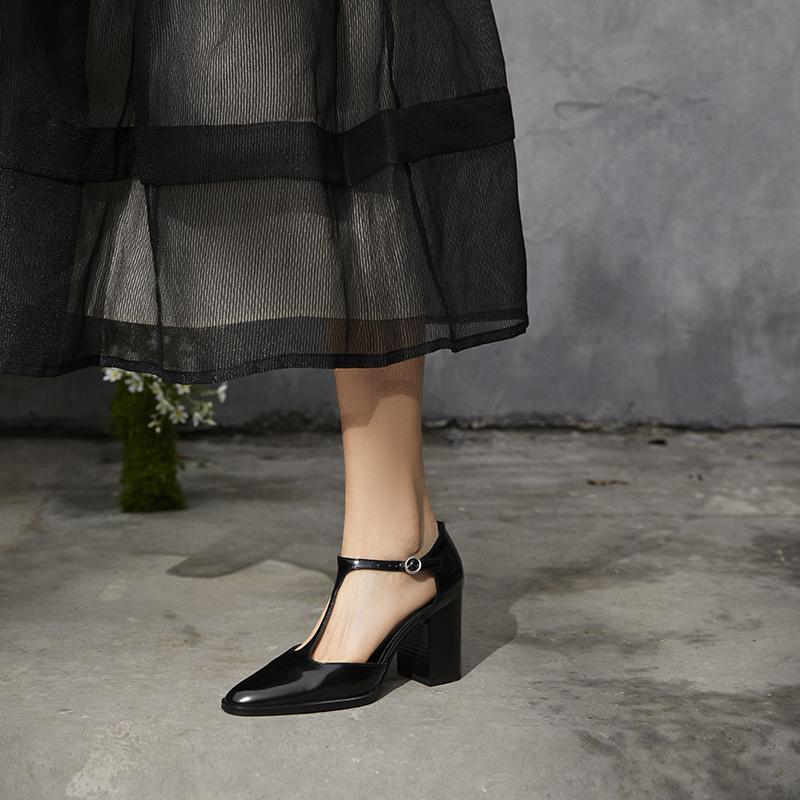 Мода 2025 Новая Мода Лаковая Кожа Туфли-лодочки Т-образной формы Круглый Носок Квадратный Каблук Соломенная Обувь Французский Высокий Каблук Сандалии Баотоу на Одной Пуговице