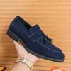Новое поступление Остроносые замшевые туфли с кисточками для мужчин Роскошные дизайнерские лоферы для свадебной вечеринки Sapatos Tenis Masculino