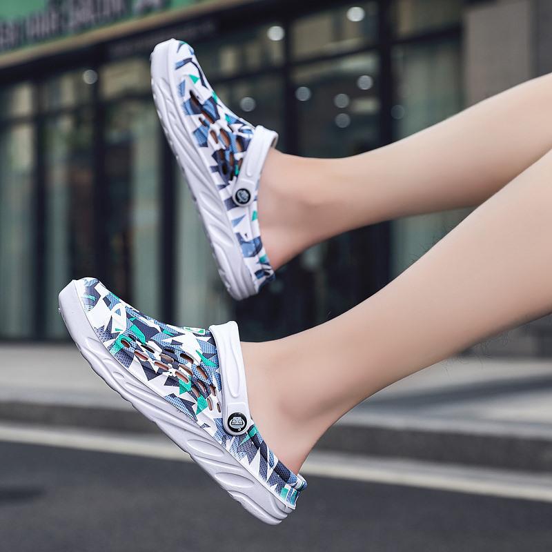 Мужские пляжные кроксы Crocs с граффити для улицы: Большие, нескользящие, дышащие летние сандалии