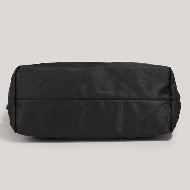 Wide Strap Crossbody Messenger Bag for Women 2025 New Niche Design Textured Sports Gym Bag Lazy Style Handbag for Women