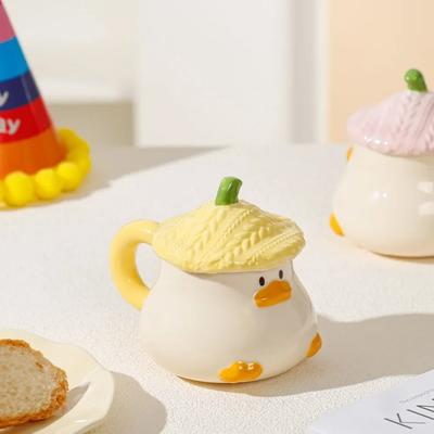 Мультяшная милая маленькая уточка керамическая кружка с крышкой для офиса и домашнего использования кофейная чашка, утка груша большая глупая милая пара посуда для напитков