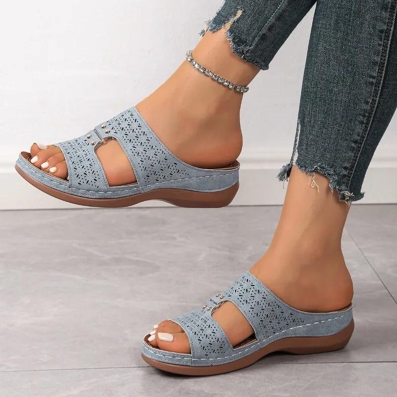 Мода 2025 Новая женская обувь С открытым носком Женские шлепанцы Модные уличные повседневные Летние Новые Большого размера Легкие Удобные Шлепанцы на плоской подошве