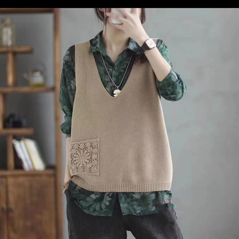 Knitted Vest for Women Spring and Autumn V-neck Thread Knitted Vest Loose Vest for Women Korean Lace Hook and Flower Pullover Casual Layering Camisole