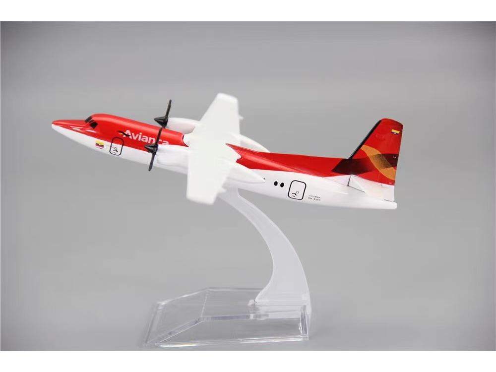 Модели из сплава президентских самолетов: ATR FK50, C919, A350, B747, A320, A330, A380