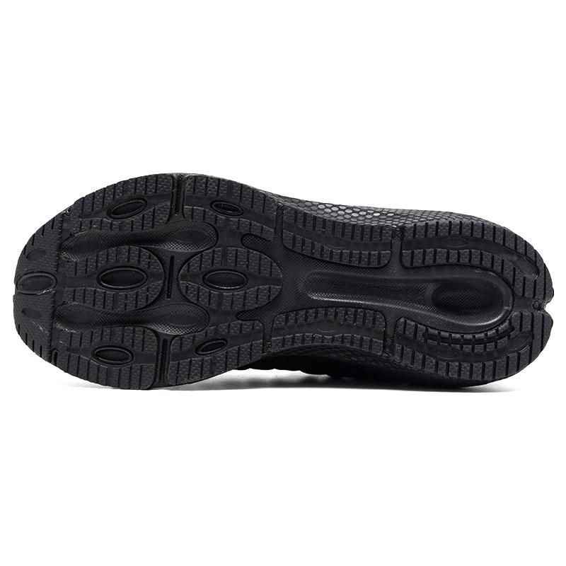 Under Armour HOVR Machina 3 Clone Черные женские кроссовки со светоотражающими элементами 3026732-001