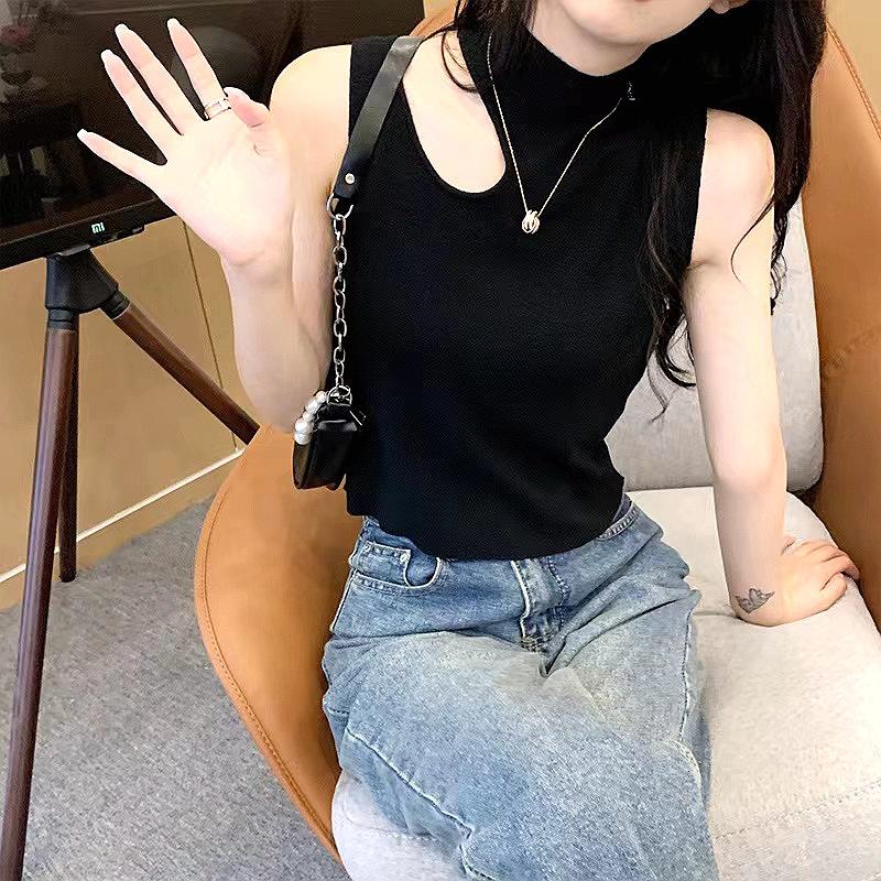New Summer Half-turtleneck Sweater Hong Kong Style Hot Girl Sexy Off-shoulder Slim Sleeveless Halter Neck Vest Knitted Sweater