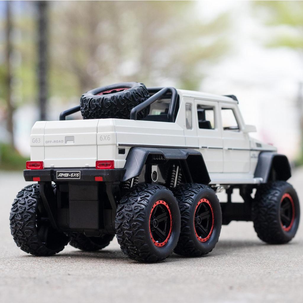 Масштаб 1/22 G63 AMG 6x6 V12, внедорожный черный пикап, модель автомобиля, игрушечный автомобиль из цинкового сплава со звуком и светом для детей, подарок для мальчиков и девочек