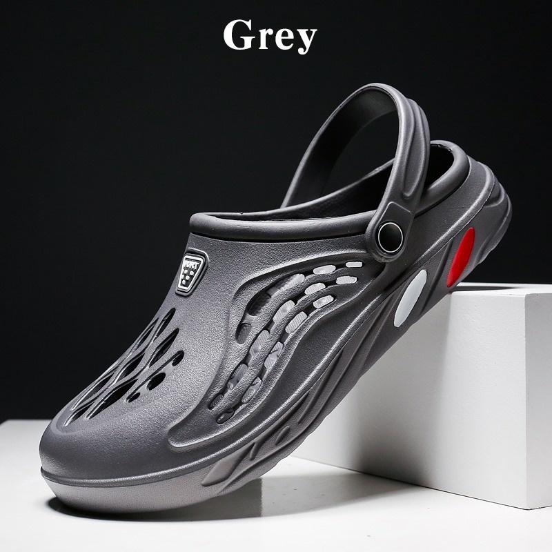 Summer Beach Shoes Men Breathable Sandals Casual Shoes Slippers Garden Shoes Plus Size Hole Shoes Flip Flop Leisure Outdoor Summer Sandals