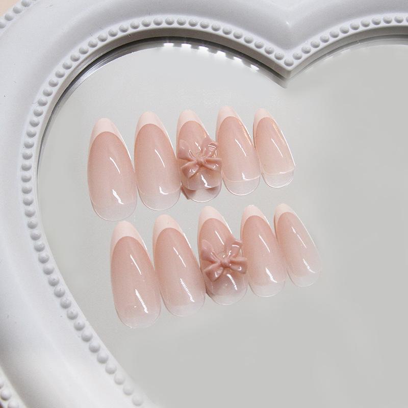Wear nail pads Gentle fake nails Sweet smudging fake nail pads Bow removable nail pads Diamond 24 pcs