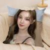 YUQI Китайская певица Наволочка Мягкий Плюш Двусторонняя Печать Подушка для Дивана Наволочка | Уютный Всесезонный Прочный Декор Подарок