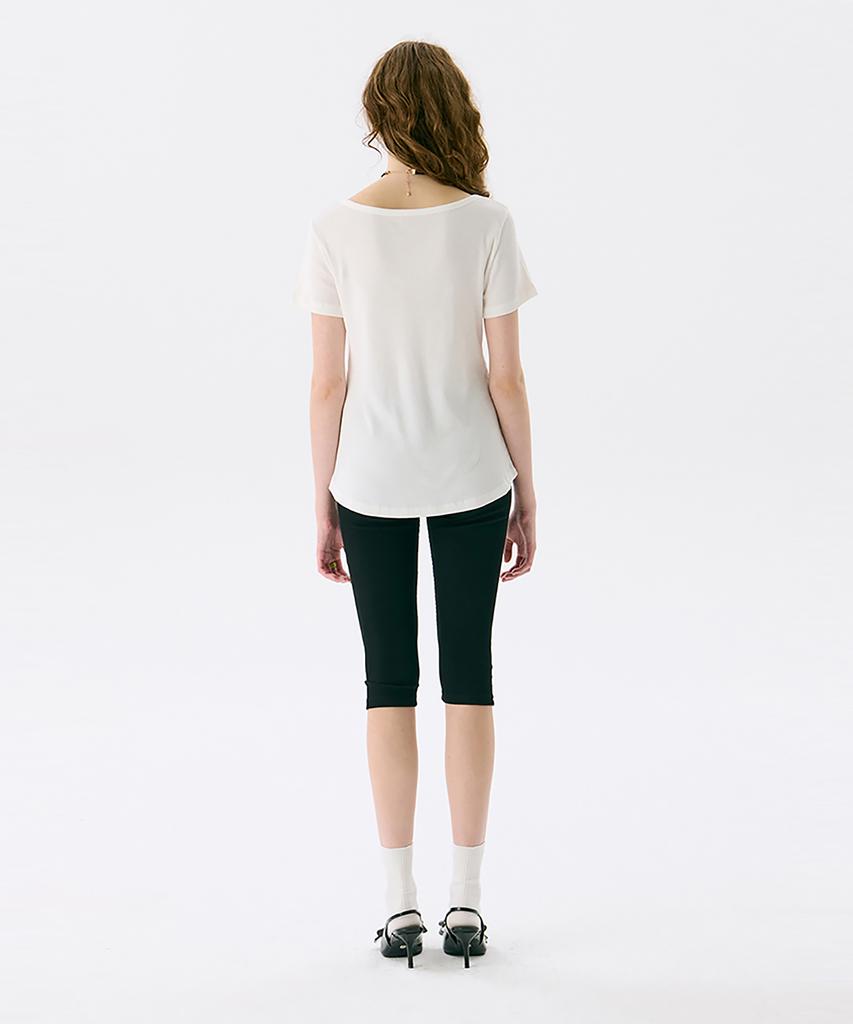 JUNEJUNE SPACE Henry Neck Half T_White
