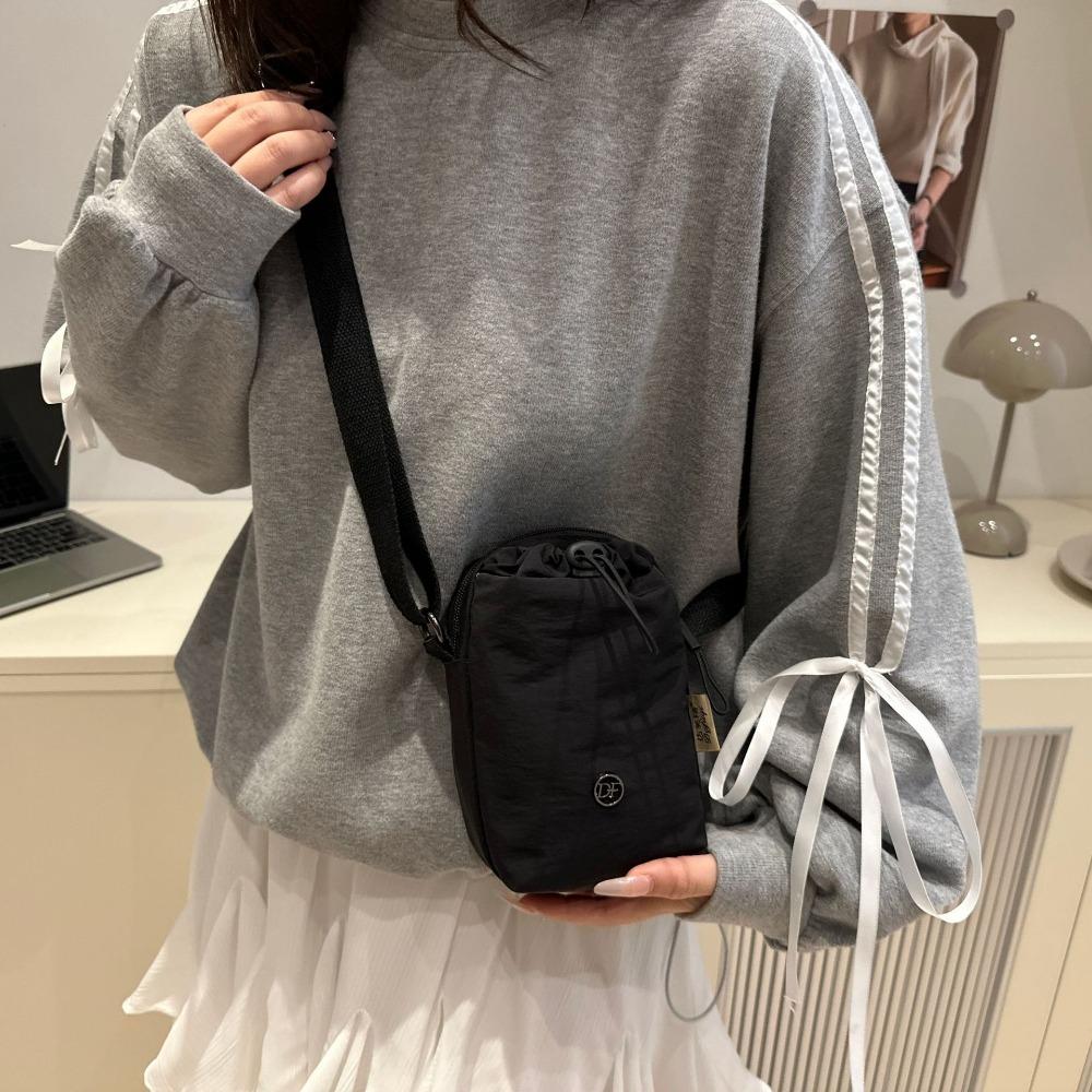 Multifunctional Mini Nylon Crossbody Bag Zipper Water Bottle Bag Drawstring Small Square Bag Daily