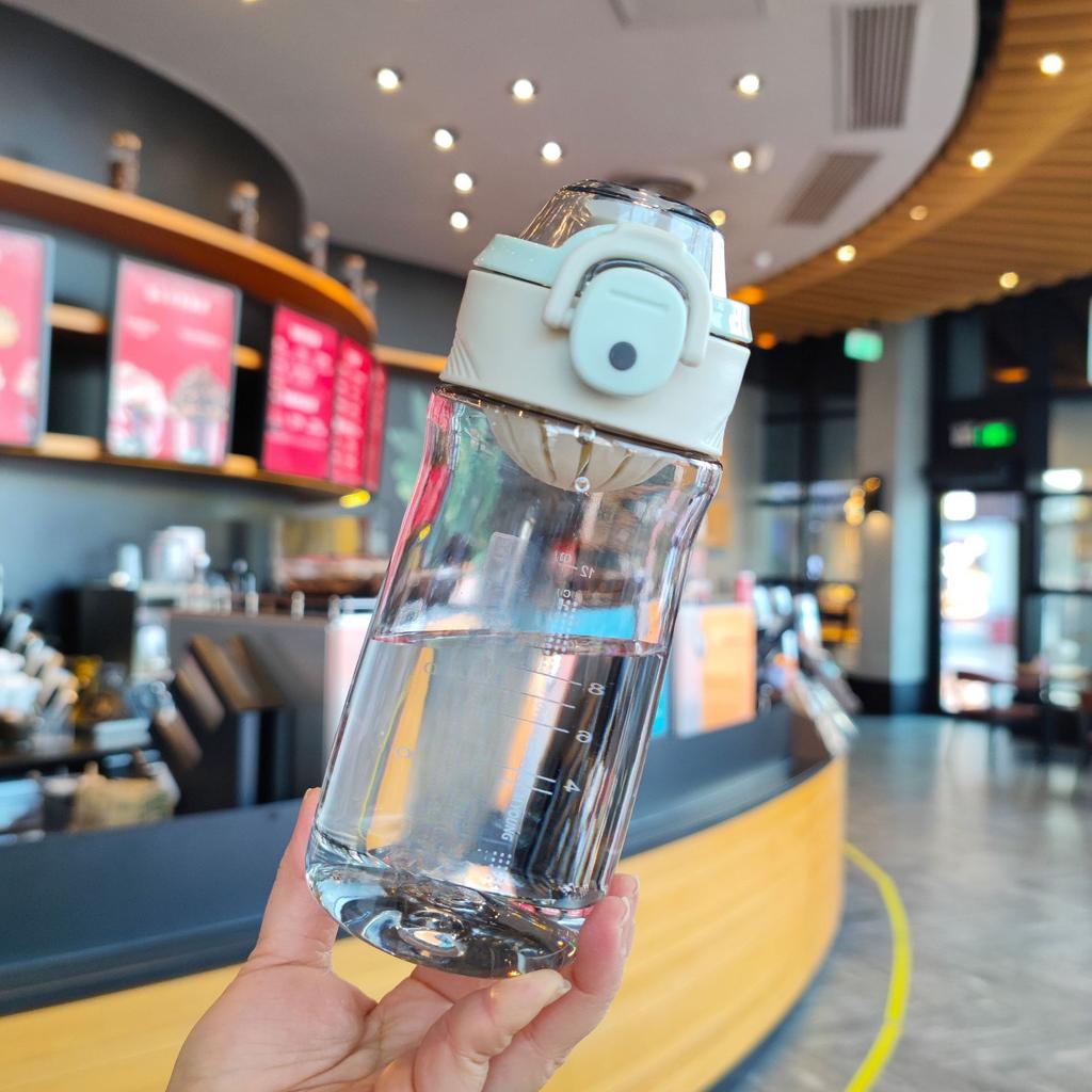 New Korean Outdoor Portable Handle Plastic Space Cups for Men and Women Sports Cups with Tea Cups.