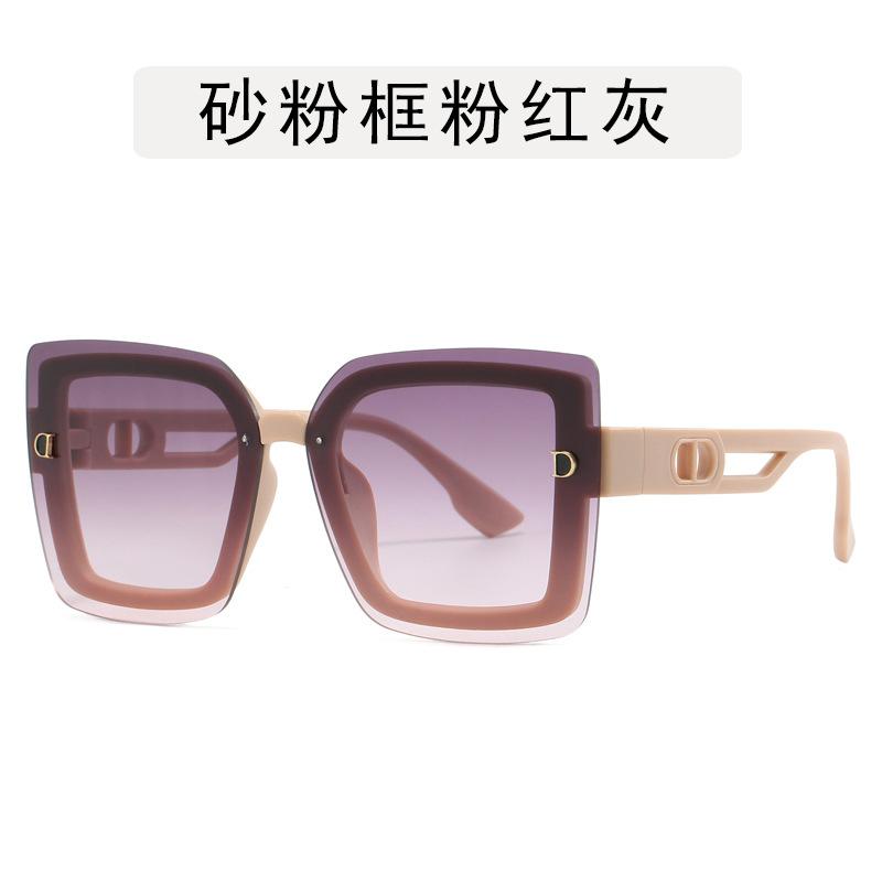 Fashion Style Sunglasses Women Square Shape UV Protection Women Glasses Vintage Retro Female Sunglass