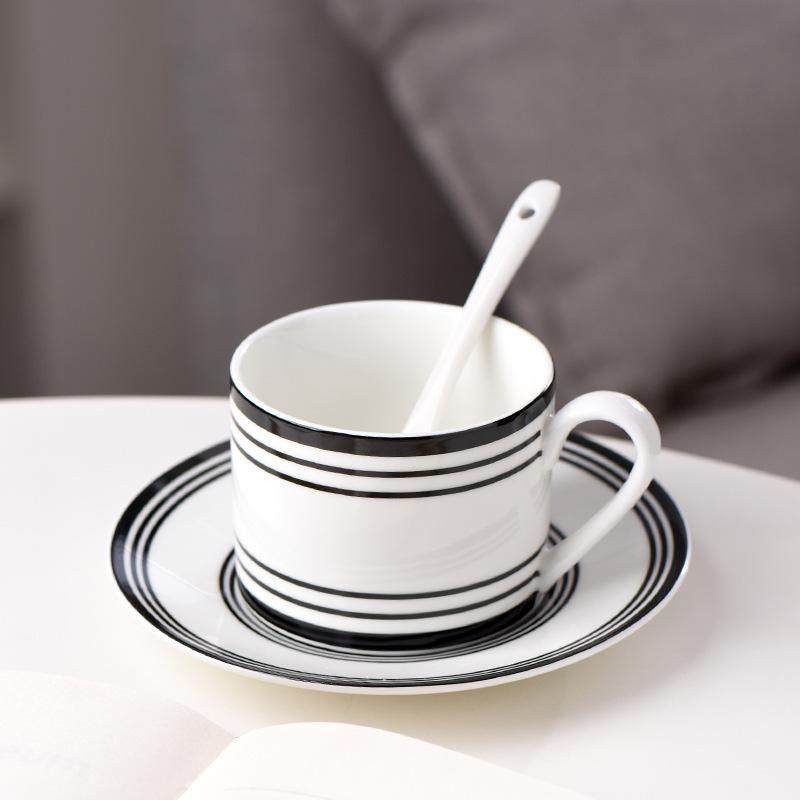 Керамическая кофейная чашка и блюдце в стиле Хепберн, винтажная полосатая черно-белая в горошек кружка, форма для торта, набор для послеполуденного чая