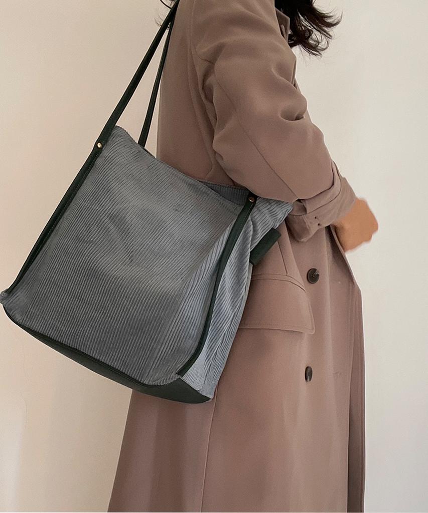 Jina In Ny [Восстановленная] Сумка на плечо Mykonos Fw [Вельвет Глубокий синий Комбо]