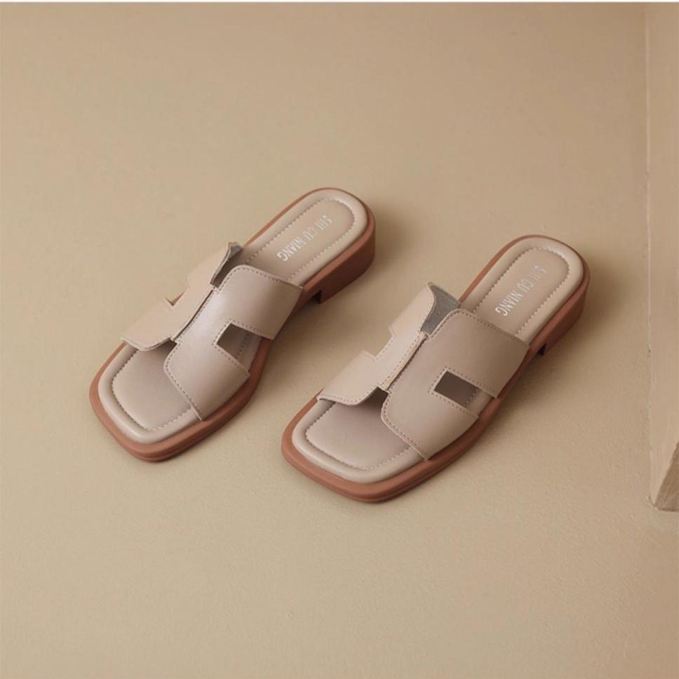 Летняя женская обувь из мягкой кожи на низком каблуке с квадратным носком, в римском ретро-стиле, коричневые французские женские сандалии с открытыми пальцами