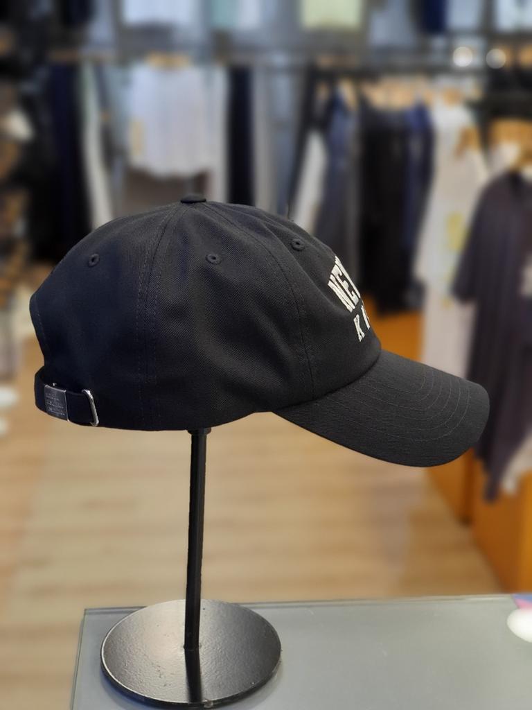 NBA Unisex New York Knicks Team Lettering Point Overfit Soft Ball Cap N245AP242P (19)