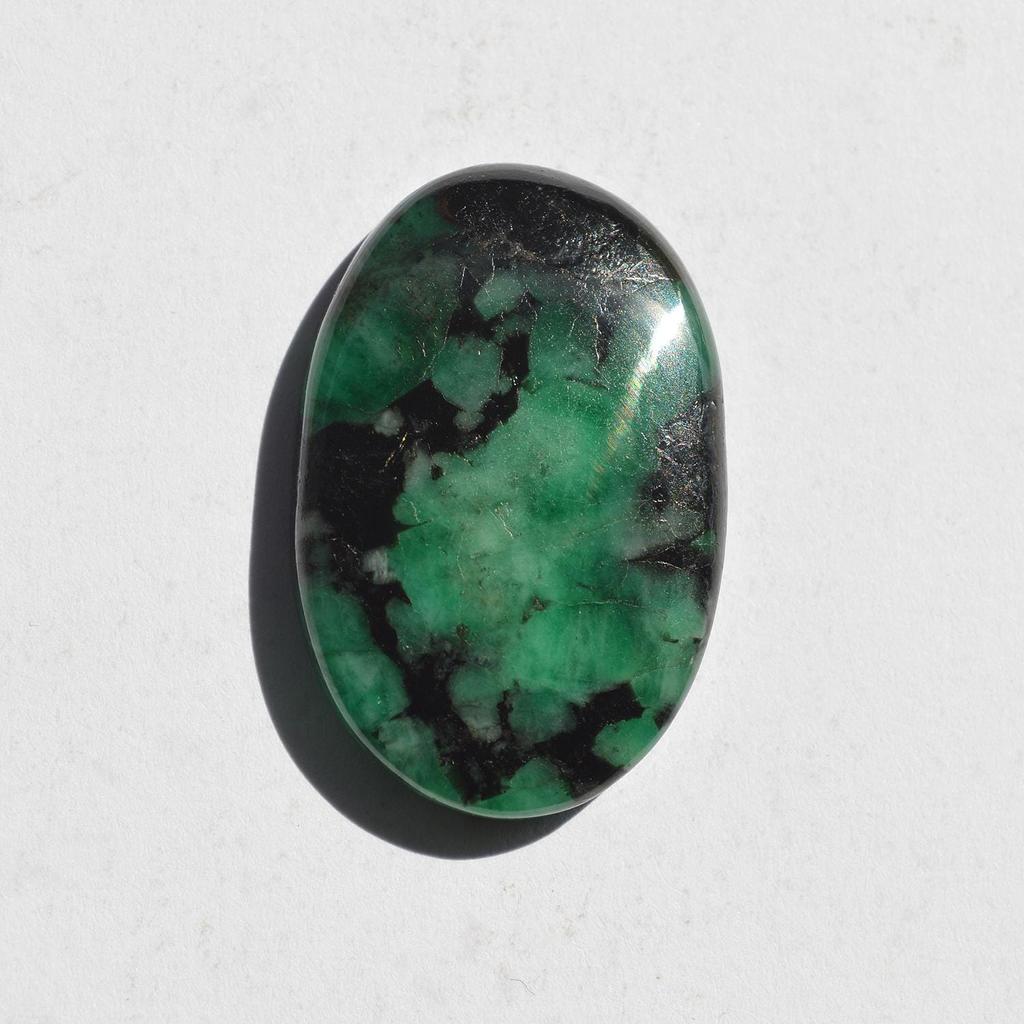 AAA+ Quality Natural Green Emerald Gemstone Cabochon, Oval Shape Emerald Cabochon, Size 33x21x6 MM (38 Carats)