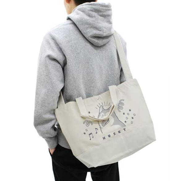 Сумка-тоут Cospa Hamaji Husky Smile 2way, цвет СЕРЕБРИСТЫЙ×БЕЛЫЙ, примерно. В33×Ш48×Г16см