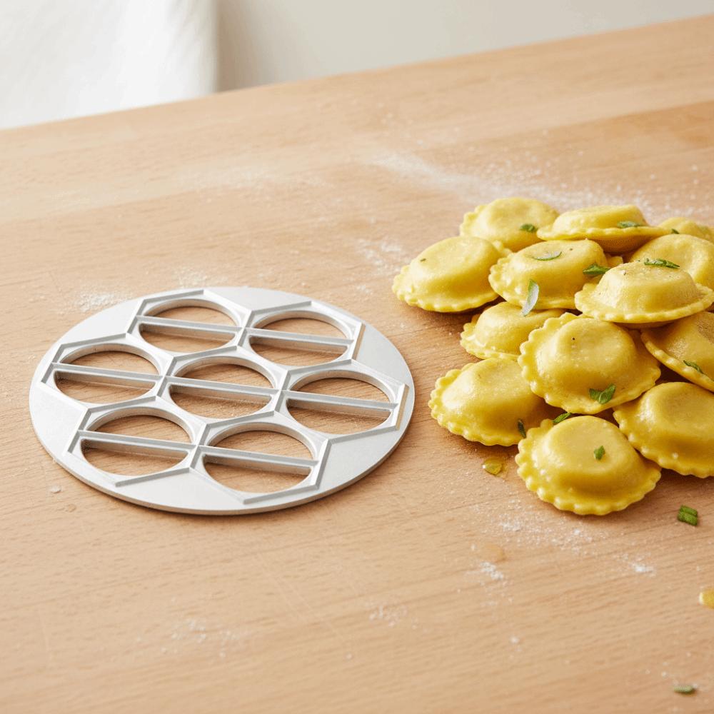 Press Type Pelmeni Mold Aluminum Zinc Zinc Alloy Dumpling Maker Convenient Dumpling Press Mold Lazy People