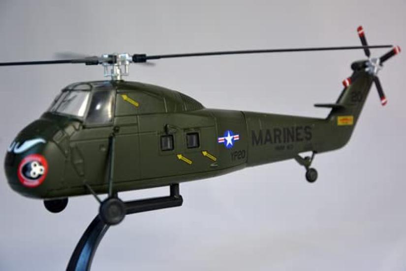 Готовая модель вертолета ВМС США Sikorsky Seahorse, Товар, Масштаб 1/72, UH-34D [Б/У]