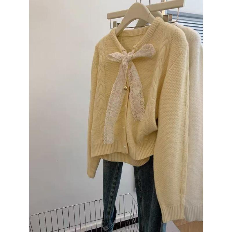 Late Autumn Dopamine Lace Bow Strap Milk Whirring Soft Waxy Yellow Sweater Autumn and Winter Women Small Lazy Wind