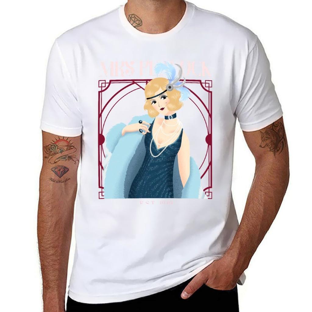 Mrs Peacock Clue aka Cluedo Board Game TShirt Plus Size Comfort Fit Tee