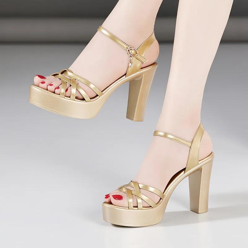 Большой размер 32-43 Туфли на платформе с блочным каблуком Кожа 2025 Лето Босоножки на высоком каблуке Женские Элегантные Серебристые Красные Белые Свадебные туфли